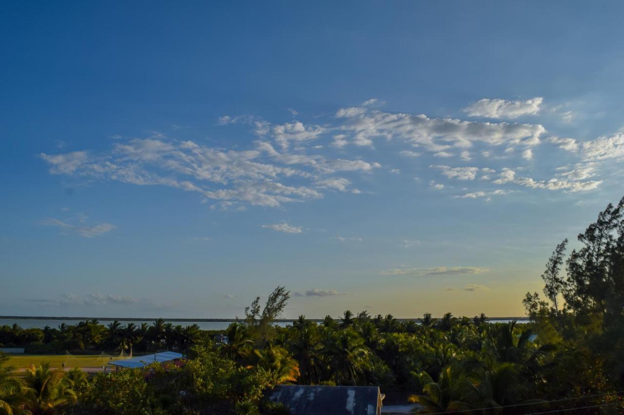 Apartamentos Del Mar El Cuyo Bagian luar foto